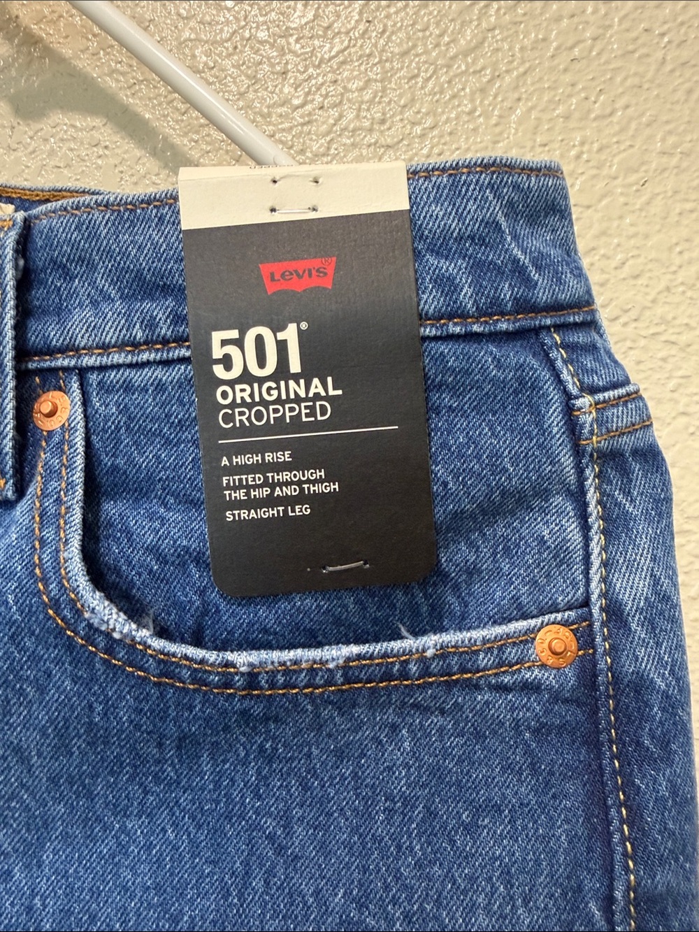 Levi's Women's Straight Jeans - Classic Blue Denim - Picture 2 of 6